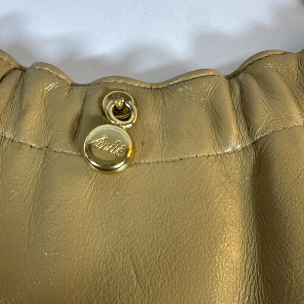 Vintage ANDE Beige Leather Chain‎ Strap Purse